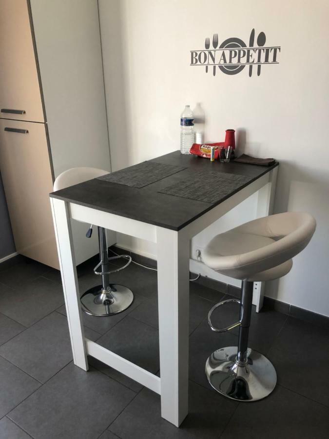 Chambre Les Loges Nevers Buitenkant foto